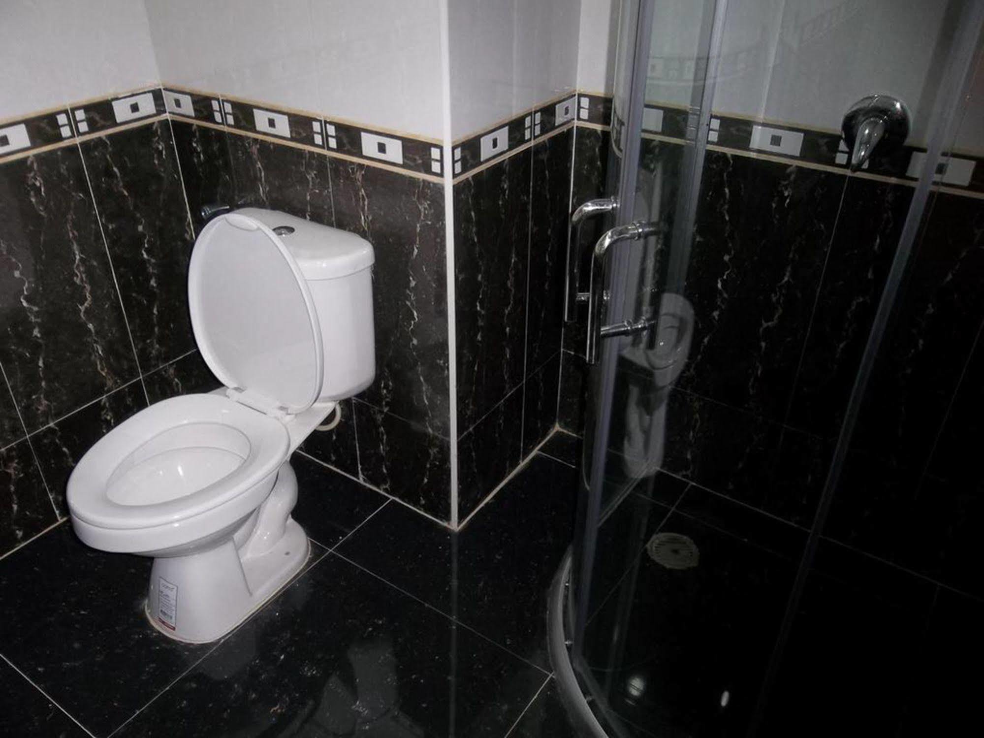 La Ong Dao Hotel1 Виентиане Екстериор снимка